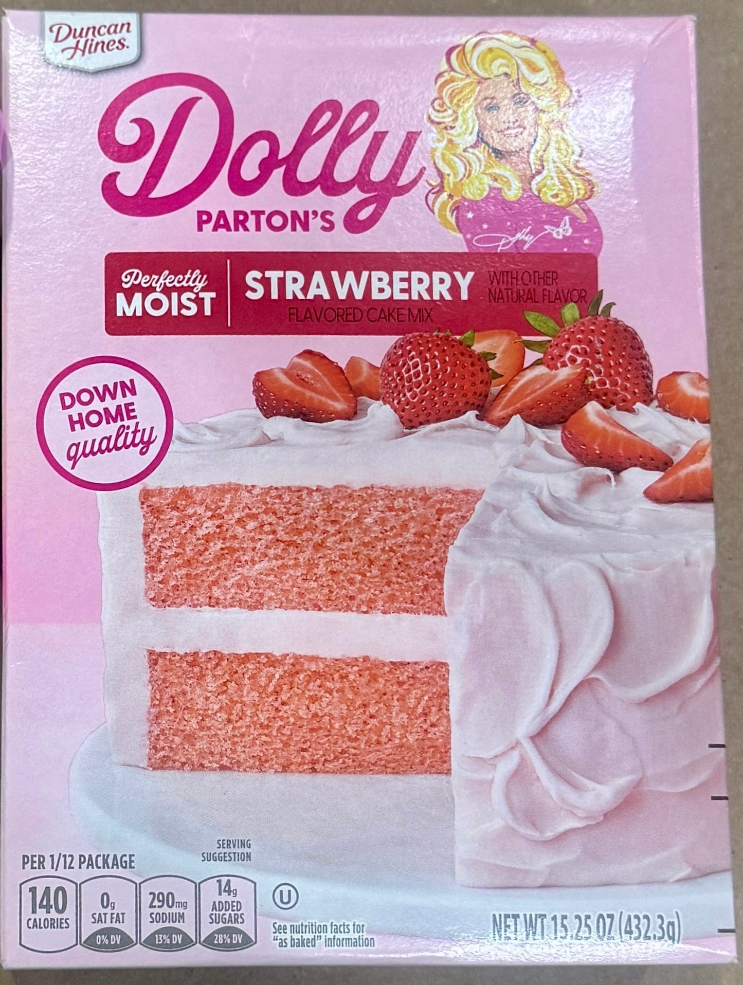 Dolly Parton Strawberry Cake Mix (DAMAGED)