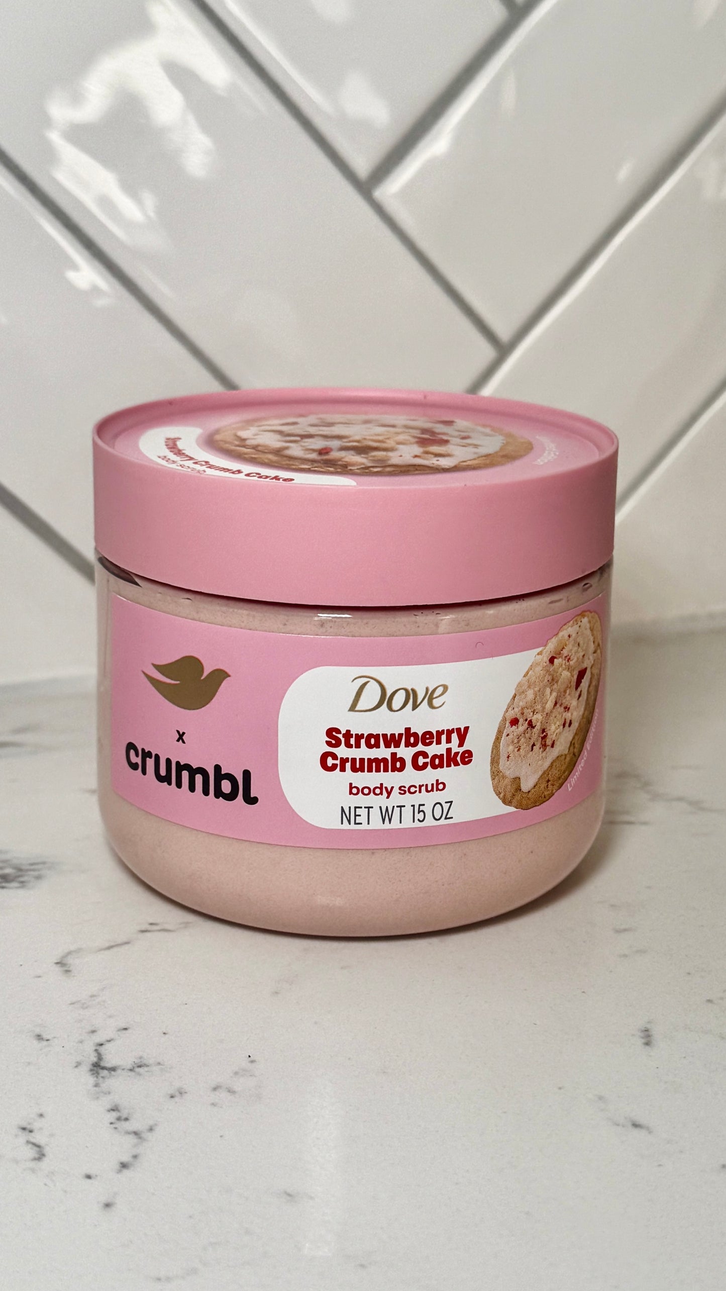 DoveXCrumbl - Strawberry Crumbl Body Scrub