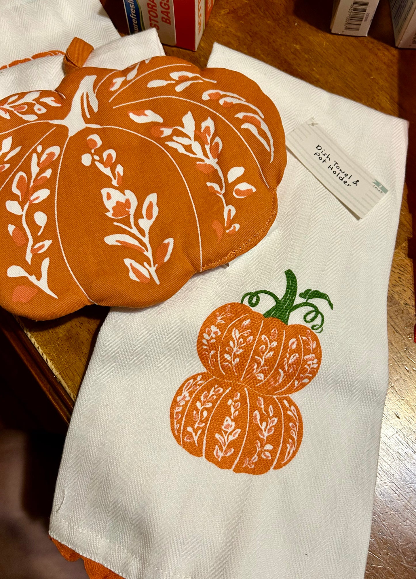 Target Fall Pumpkin Tea Towel & Pot Holder Set