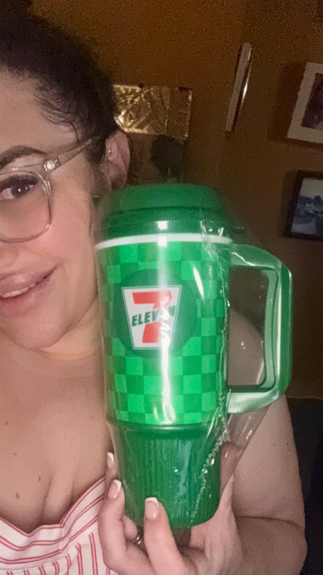 7-Eleven® Reusable Handled 24fl oz Cup - Green
