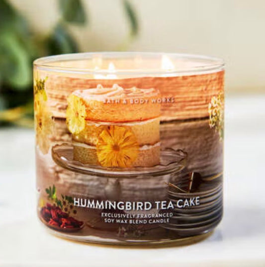 Bath & Body Works 3wick Candle - Hummingbird Tea Cake