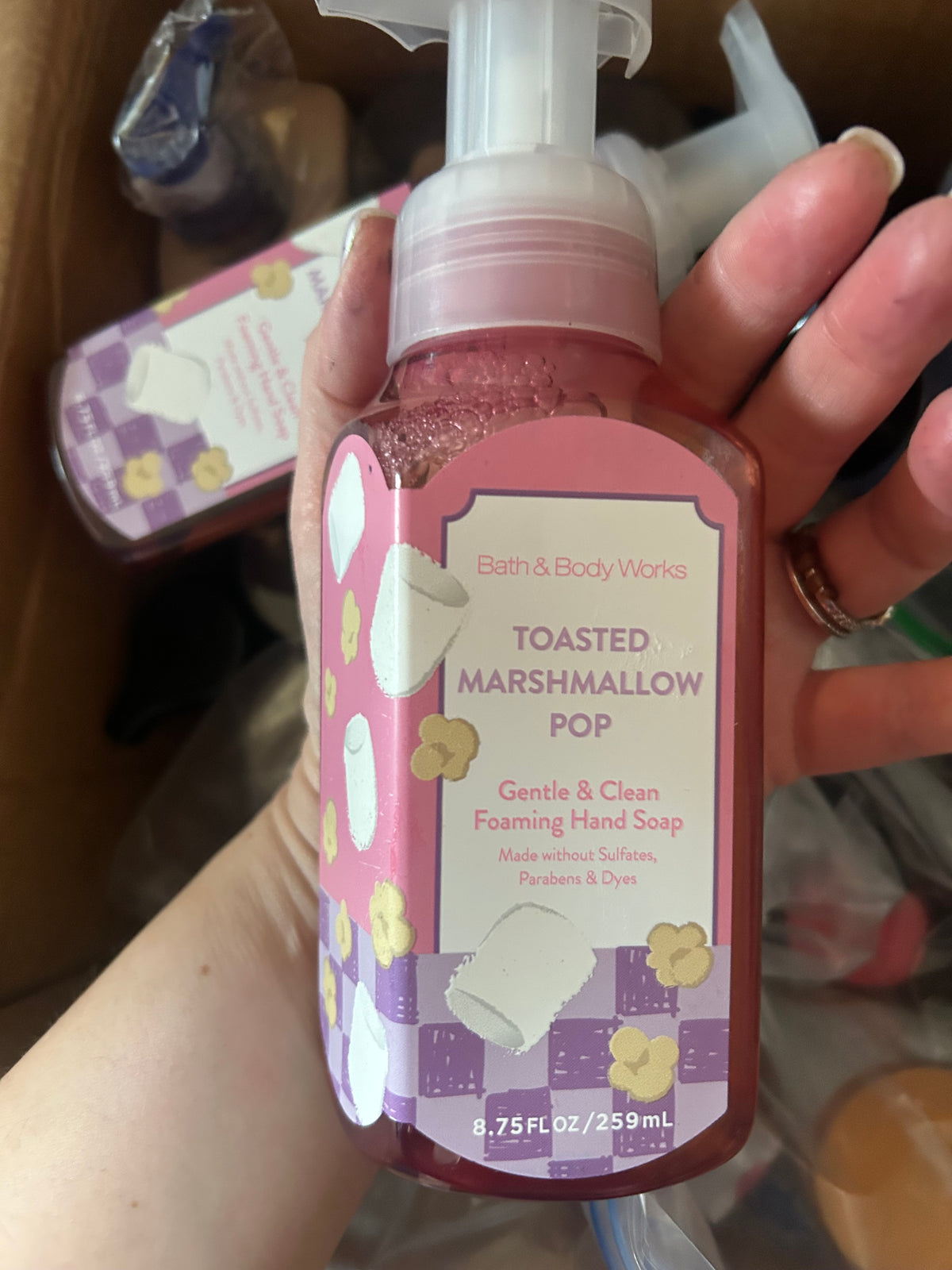 Bath & Body Works Foaming Hand Wash - Toasted Marshmallow Pop (Cracked Pump)