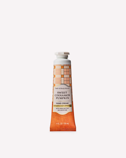 Bath & Body Works Hand Cream - Sweet Cinnamon Pumpkin